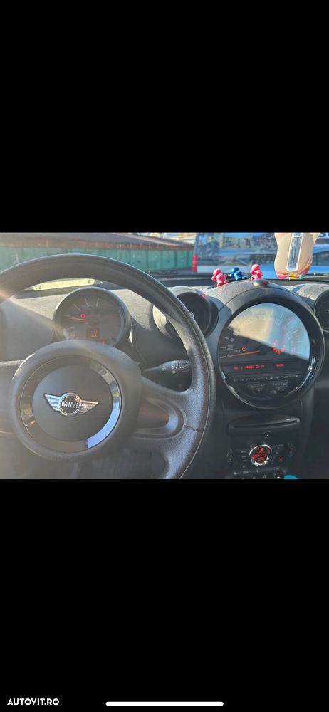 Mini Countryman One D - 9