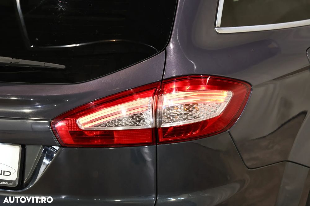 Ford Mondeo 2.0 TDCI Business Class - 32