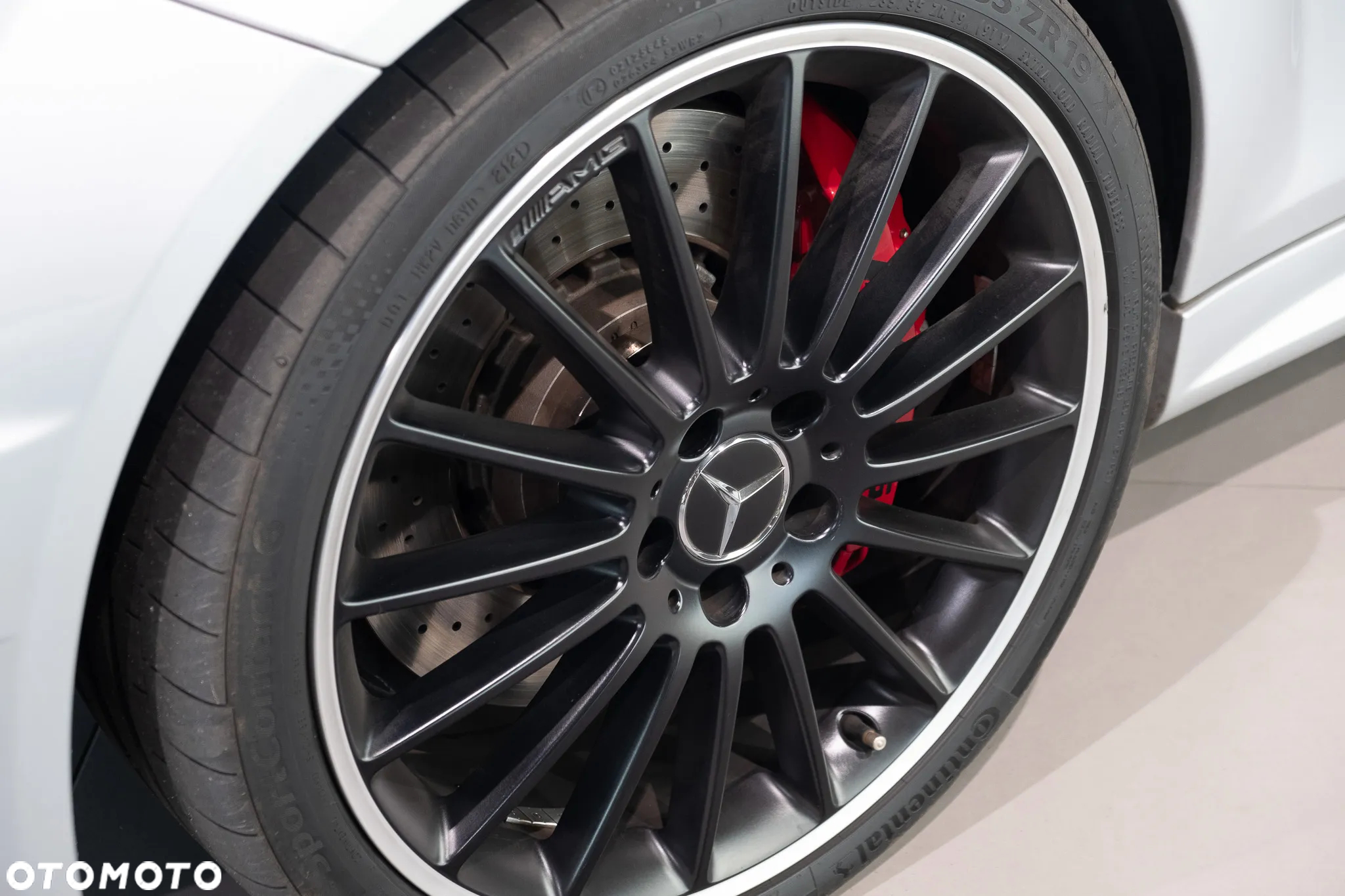 Mercedes-Benz Klasa C 63 AMG AMG SPEEDSHIFT MCT AMG Performance Package - 5