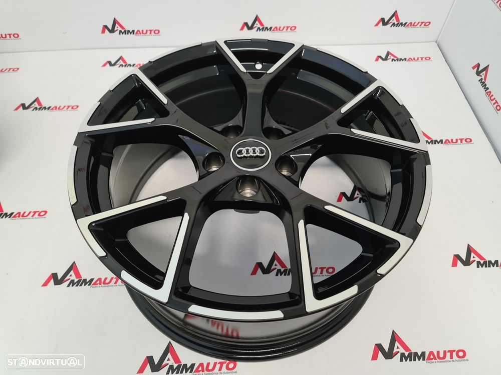 Jantes Look Audi RS3 8Y Preto Polido 19 - 5