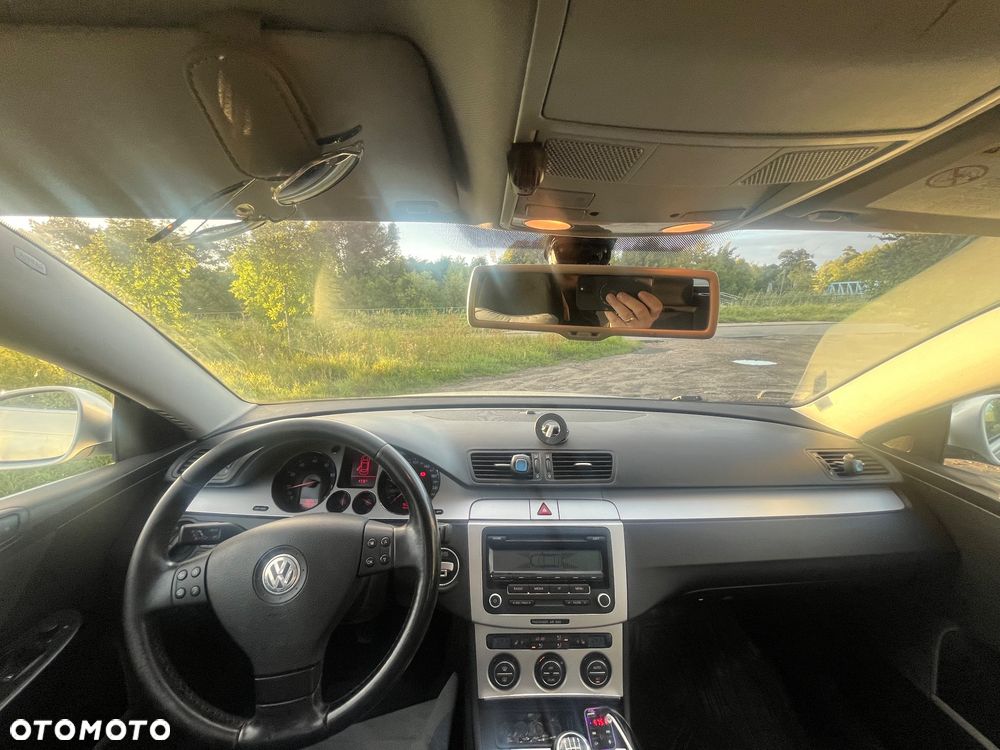 Volkswagen Passat 2.0 TSI Comfortline - 14