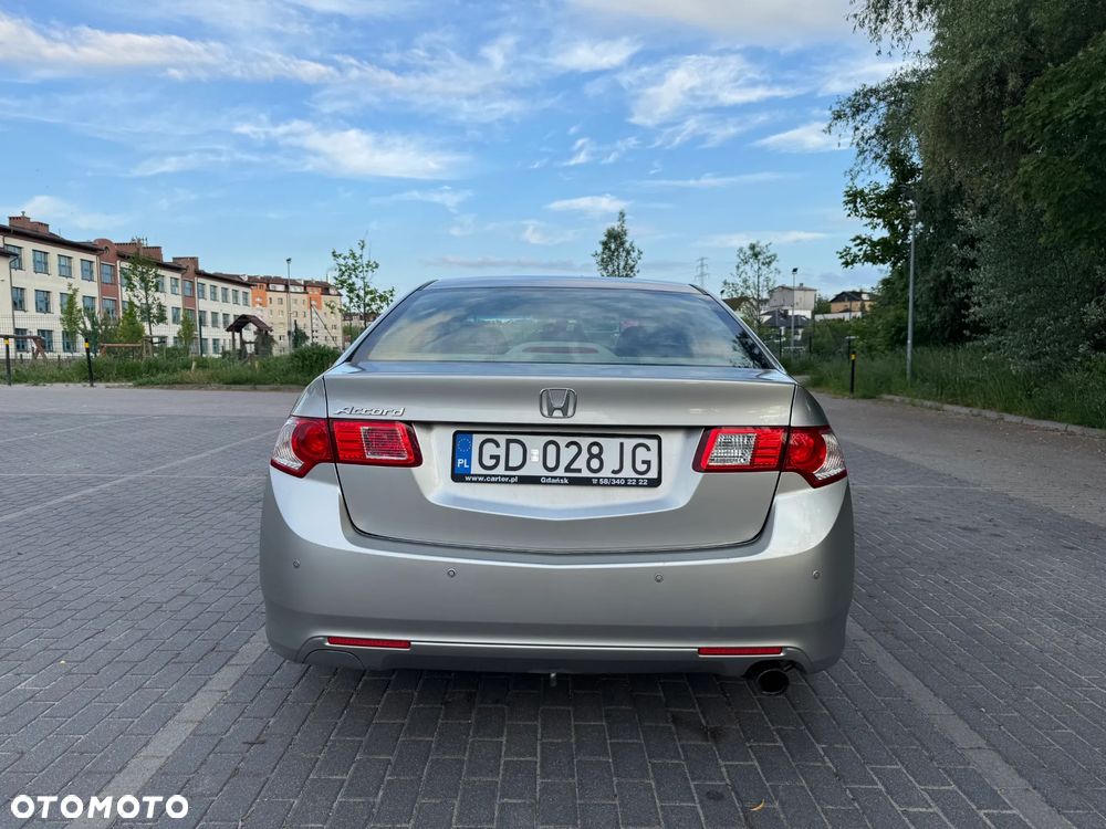 Honda Accord 2.0 Comfort - 8