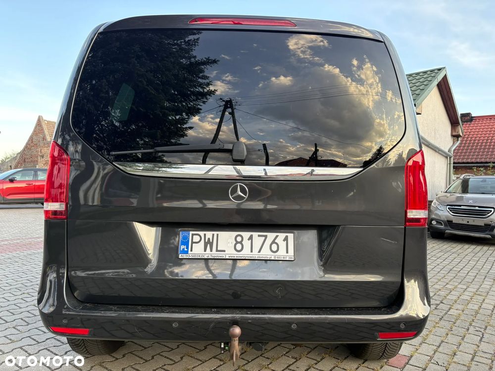 Mercedes-Benz Klasa V 300 d kompakt 9G-TRONIC Avantgarde - 6