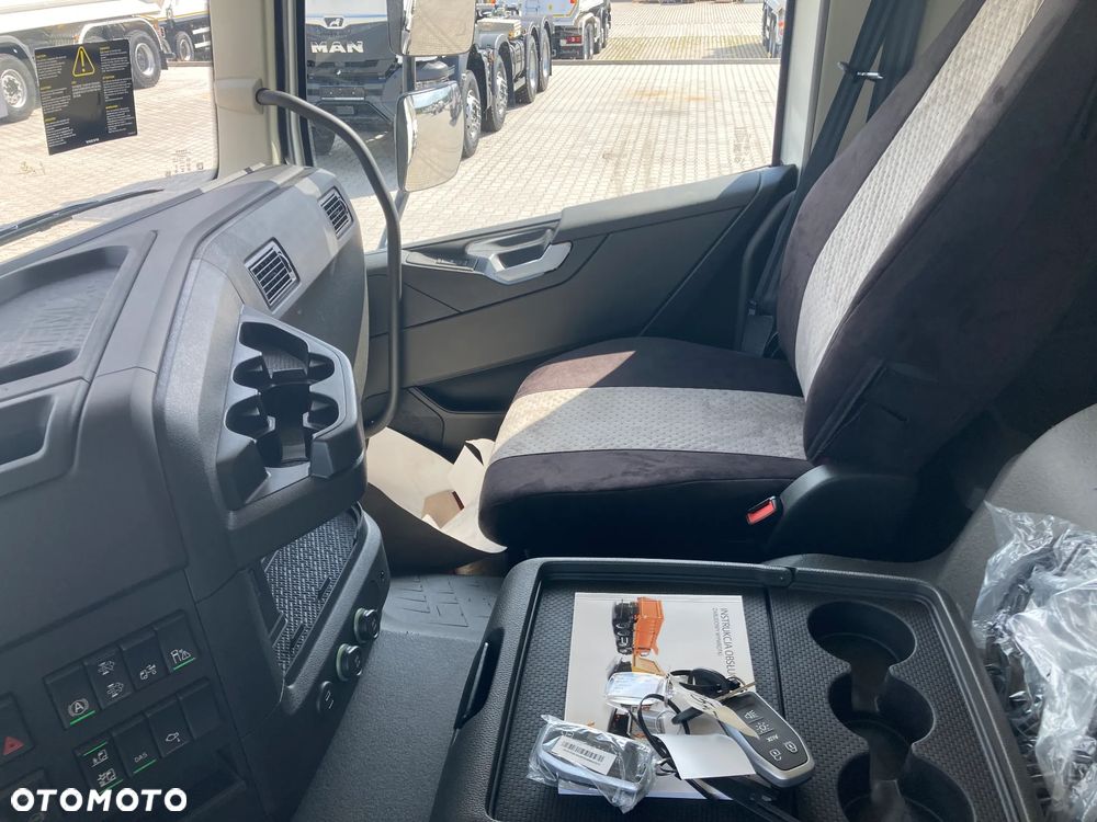 Volvo FMX 460 - 10