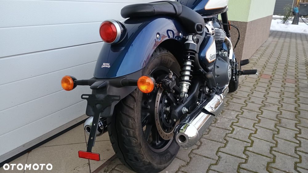 Royal Enfield Super Meteor - 32