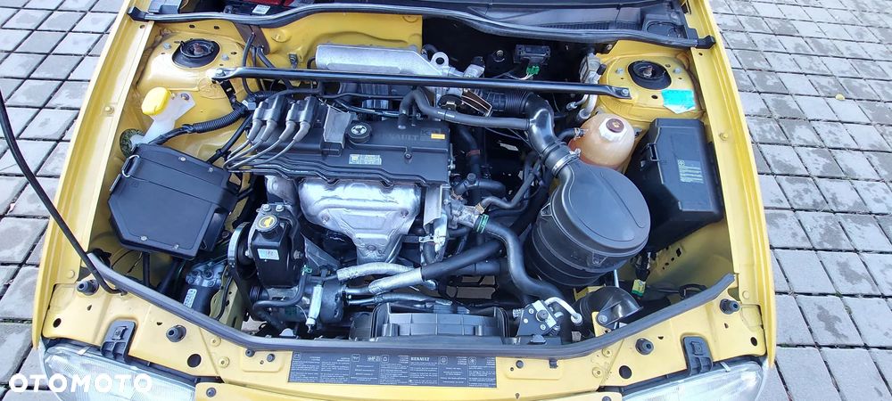 Renault Megane - 12