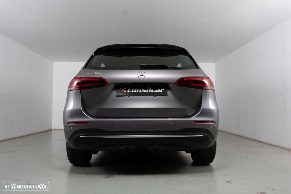 Mercedes-Benz B 250 e Progressive - 4