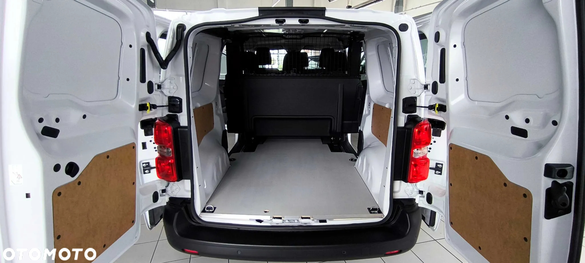 Opel VIVARO ZAŁOGOWY 2,0 144 KM - 13