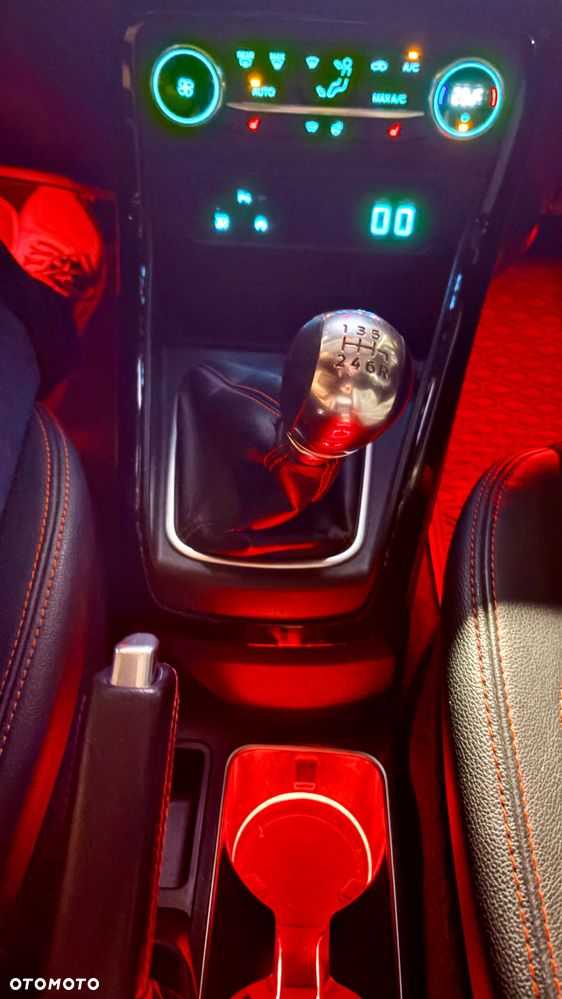 Ford EcoSport 1.0 EcoBoost ST-LINE - 28