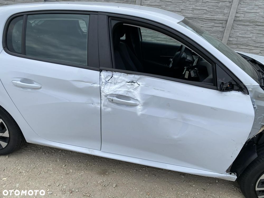 Peugeot 208 Elektromotor 156 Allure - 27