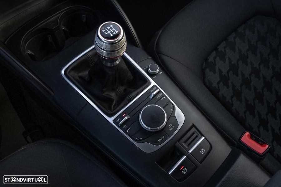 Audi A3 Sportback 2.0 TDI - 27