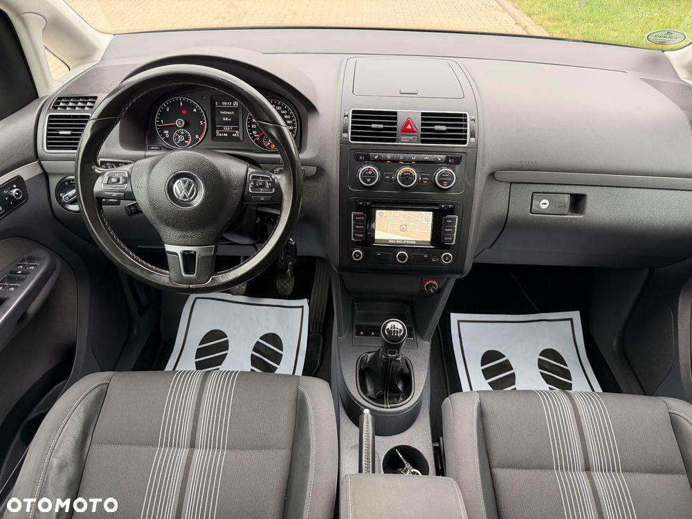 Volkswagen Touran 2.0 TDI DPF BlueMotion Technology MATCH - 30