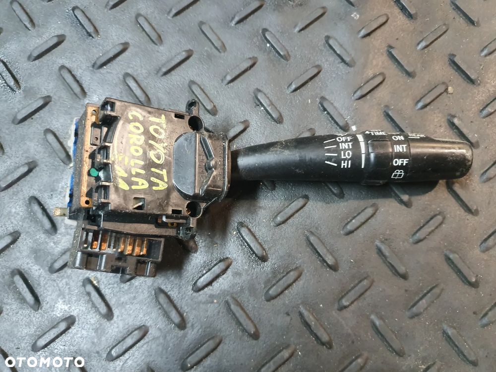 PRZEŁĄCZNIK ZESPOLONY TOYOTA COROLLA E11 - 1