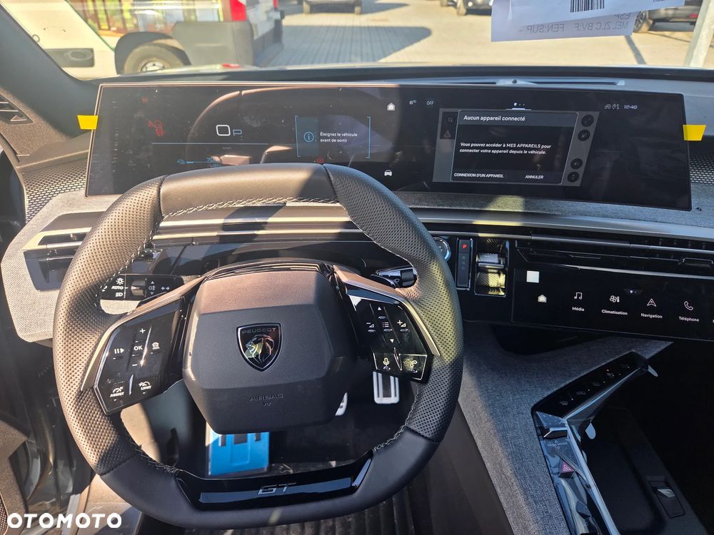 Peugeot E-5008 73kWh GT - 6