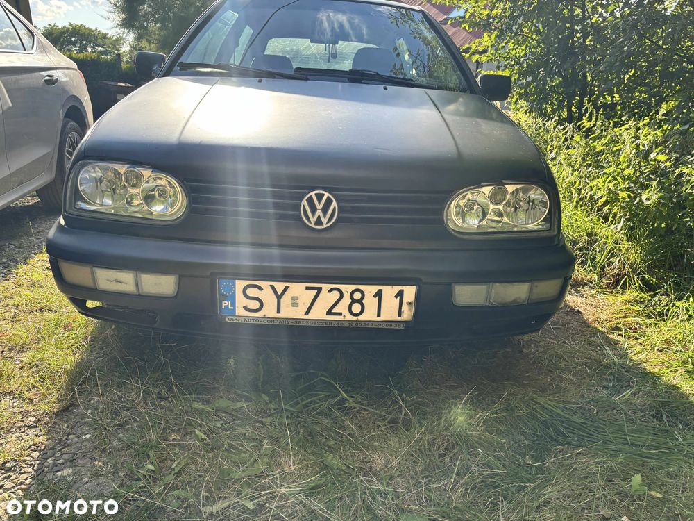 Volkswagen Golf - 2