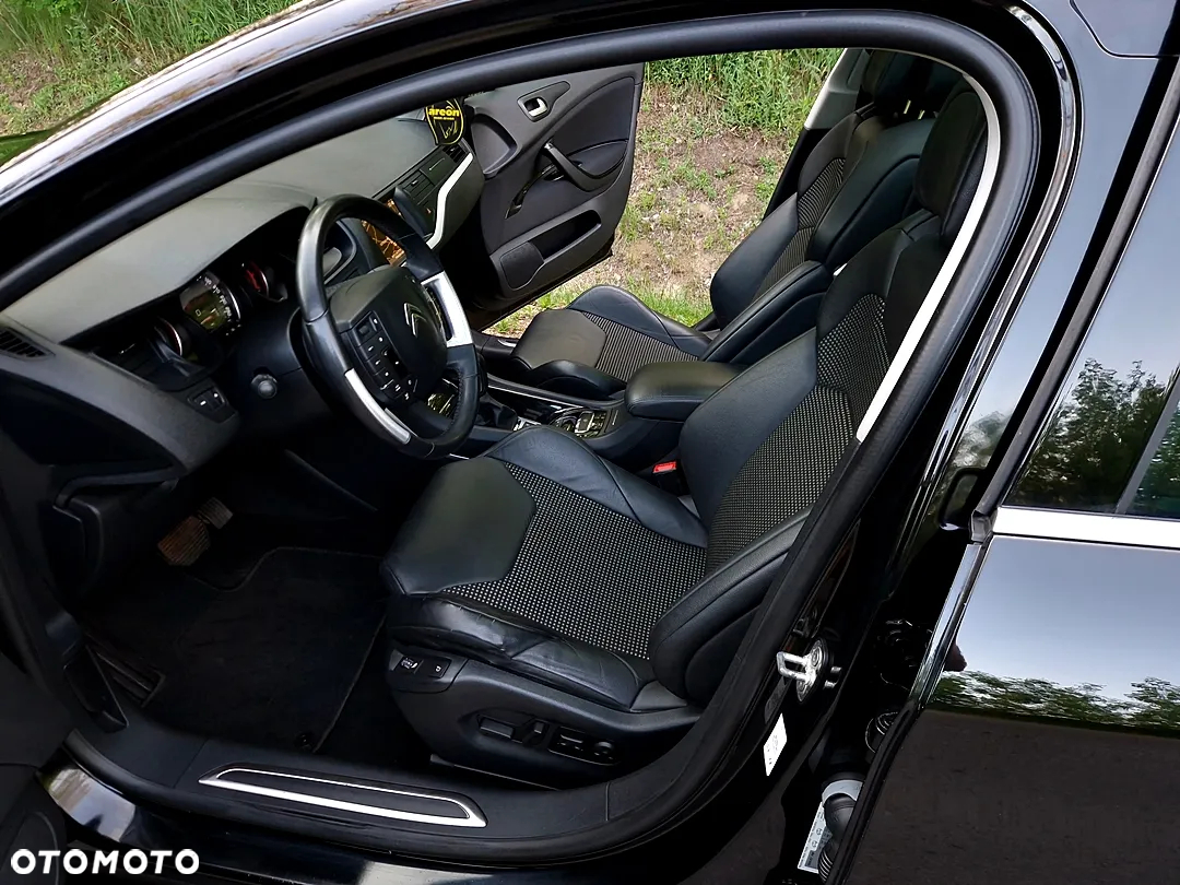 Citroën C5 Tourer HDi 165 FAP Exclusive - 23