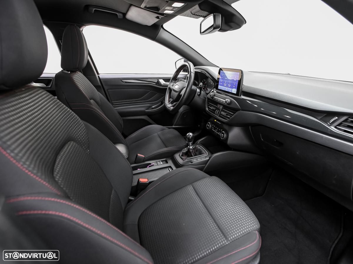 Ford Focus 1.5 TDCi EcoBlue ST-Line - 10