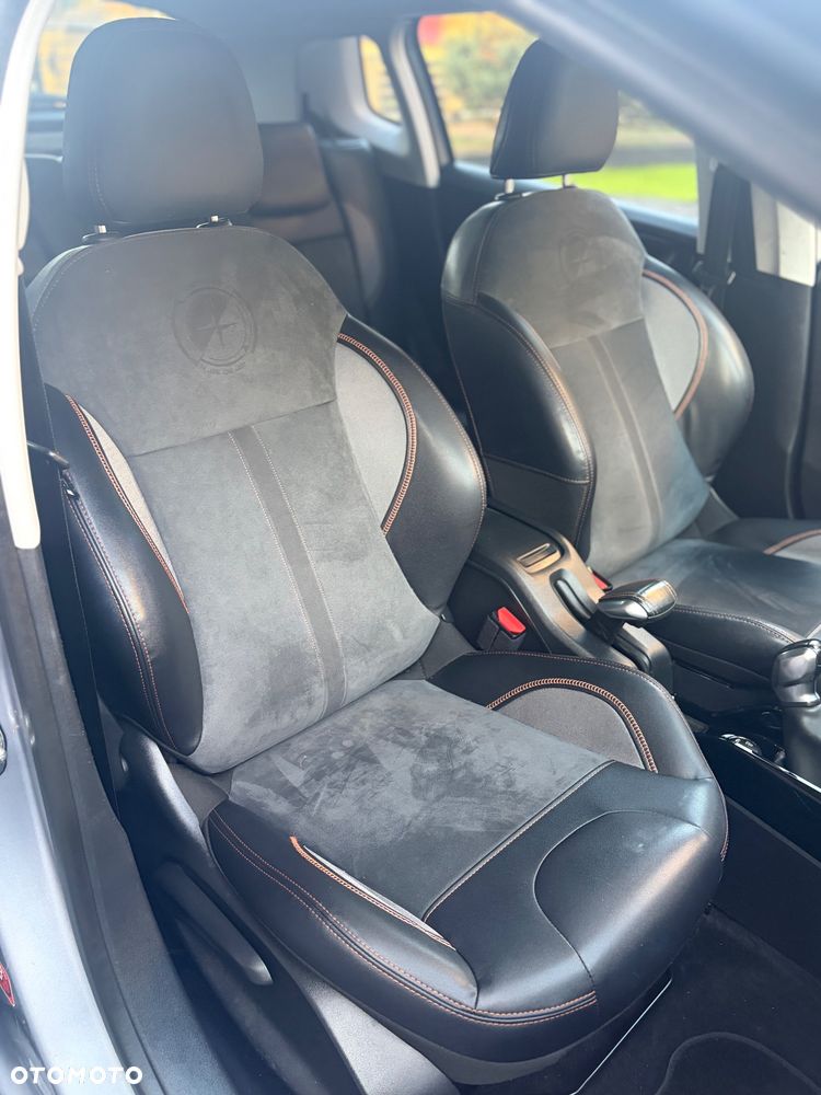 Peugeot 2008 - 24