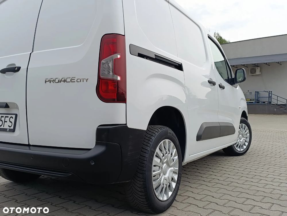 Toyota Proace City Comfort 3 Miejsca - 32