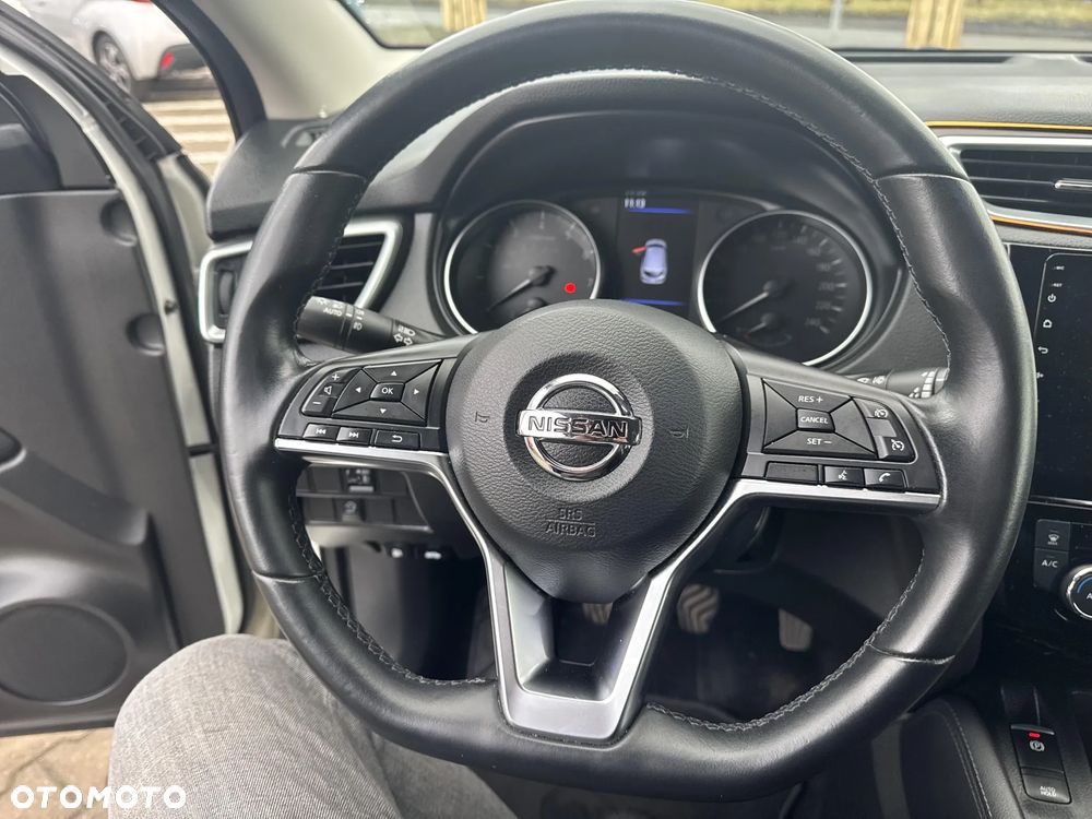 Nissan Qashqai 1.3 DIG-T N-Style EU6d - 9