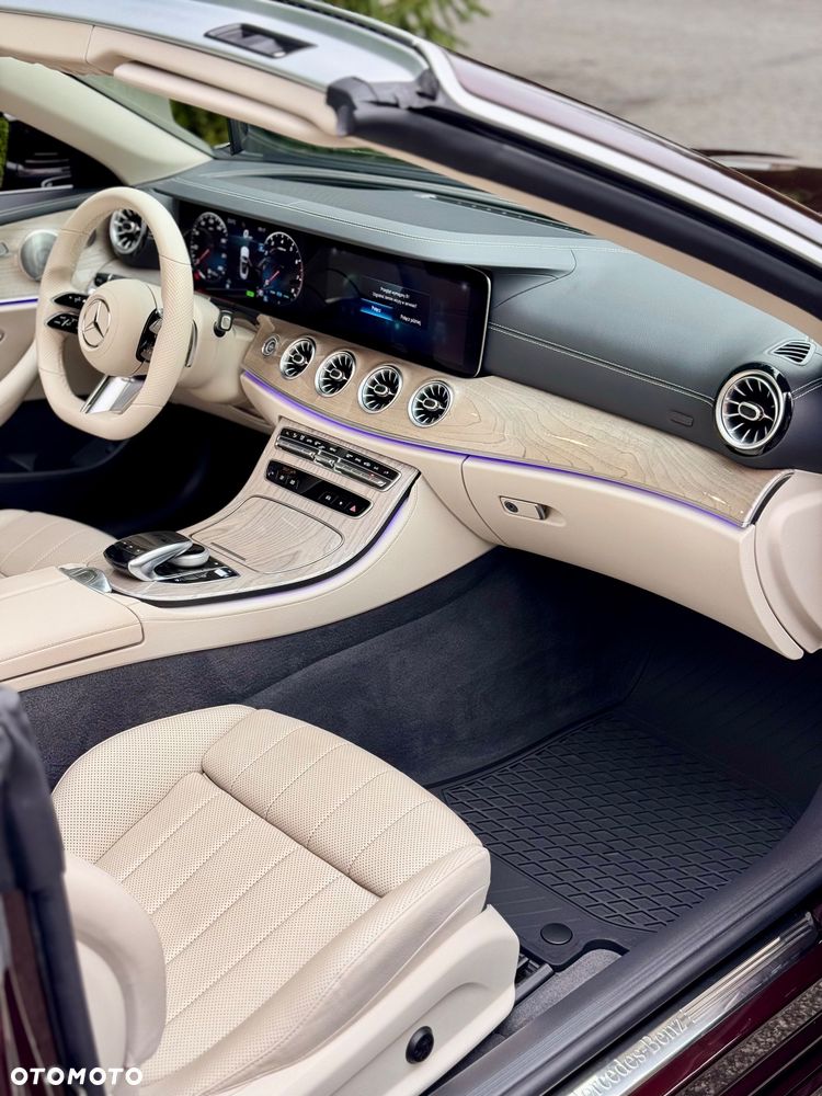 Mercedes-Benz Klasa E 200 4-Matic 9G-TRONIC - 20