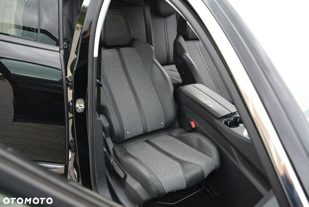 Peugeot 3008 PureTech 130 Stop & Start EAT6 Allure - 17