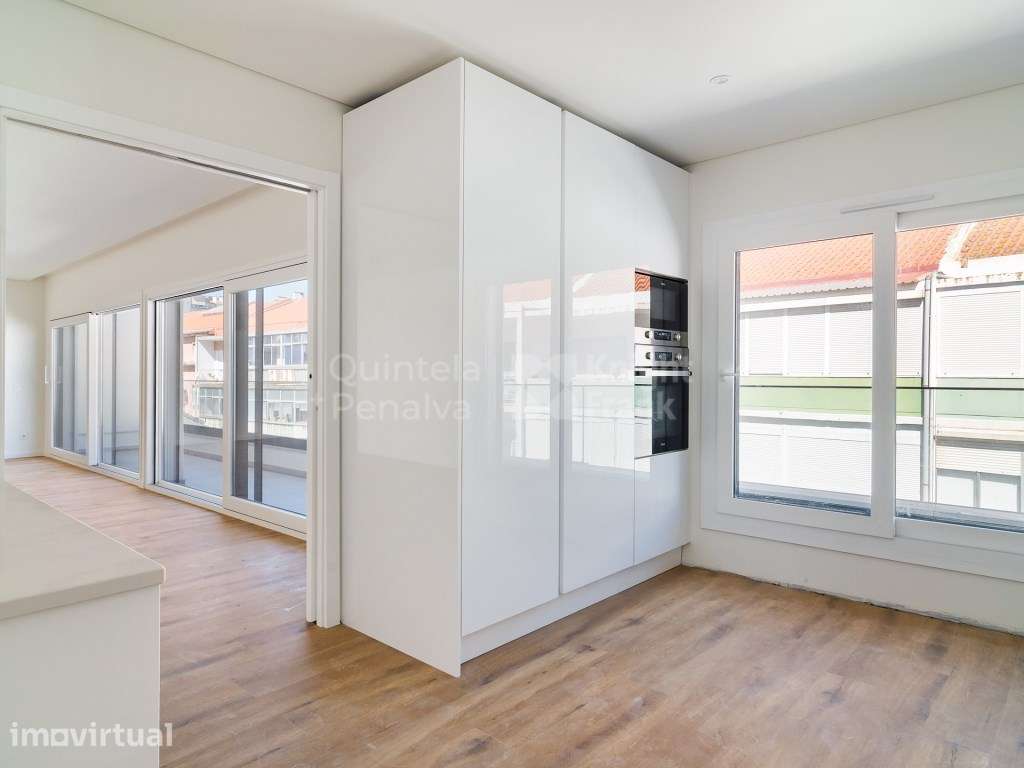 Apartamento T2 com garagem para venda em Cacilhas - Grande imagem: 5/27