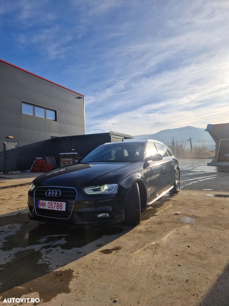 Audi A4 Avant 2.0 TDI DPF multitronic S line Sportpaket - 5