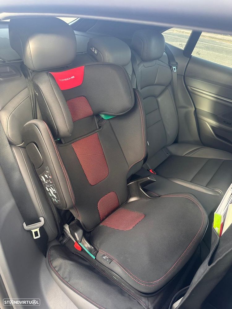 Porsche Taycan Sport Turismo Standard - 22