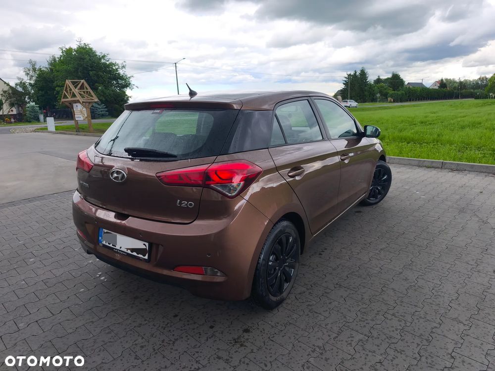 Hyundai i20 1.1 CRDi Elegant - 3