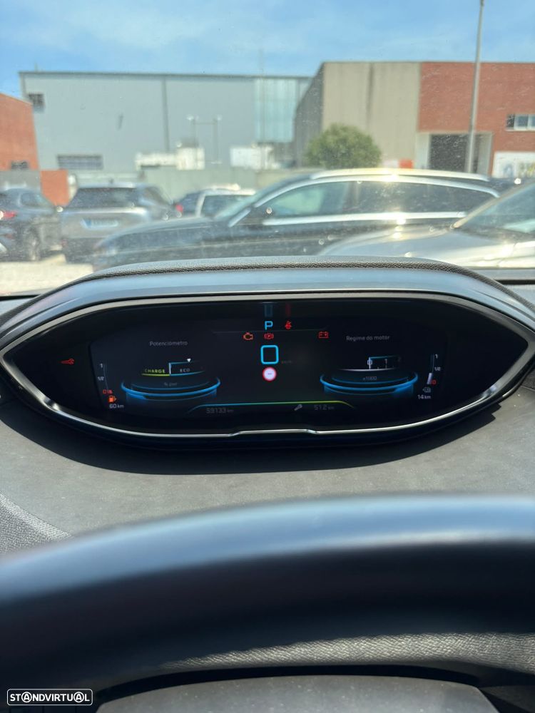 Peugeot 3008 1.6 Hybrid GT Pack e-EAT8 - 11