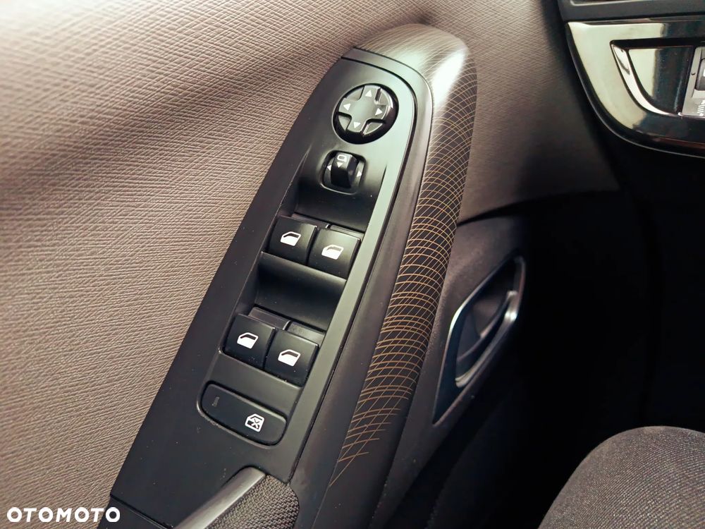 Citroën C4 Grand Picasso 2.0 HDi Exclusive - 13