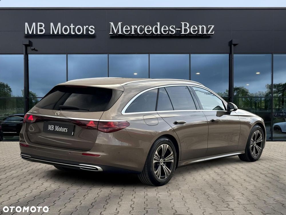Mercedes-Benz Klasa E - 8