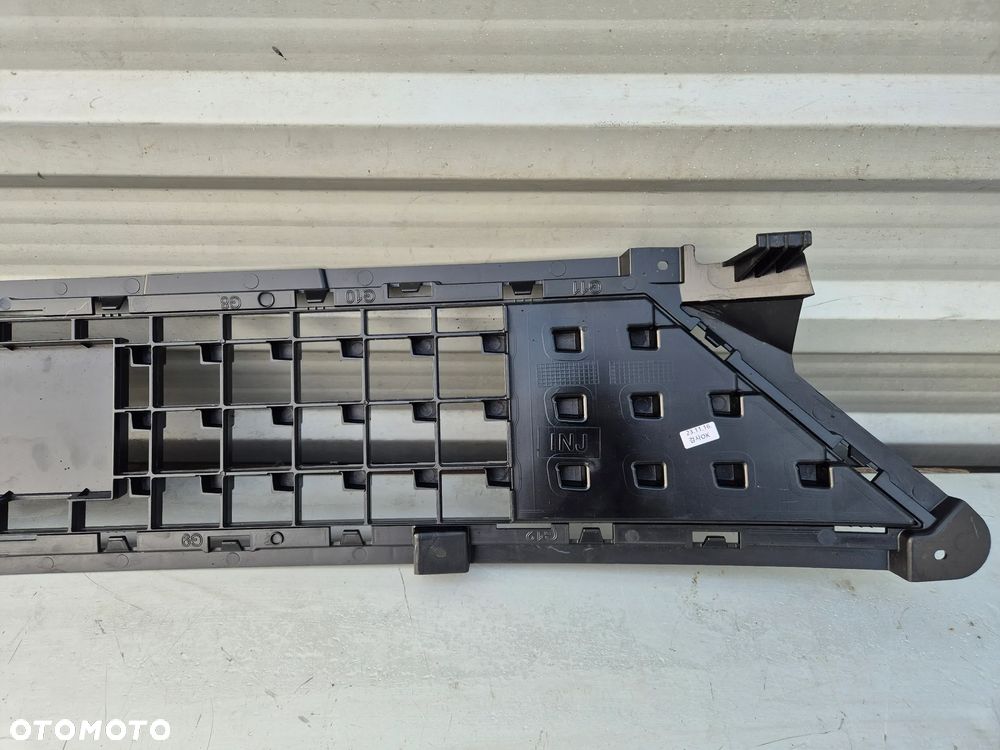 Grill atrapa zderzaka środkowa Hyundai Kona II SX2 EV 23- N-LINE Electric 86531-HF700 - 8