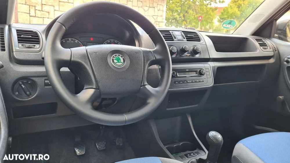 Skoda Fabia 1.4 16V Ambiente - 2