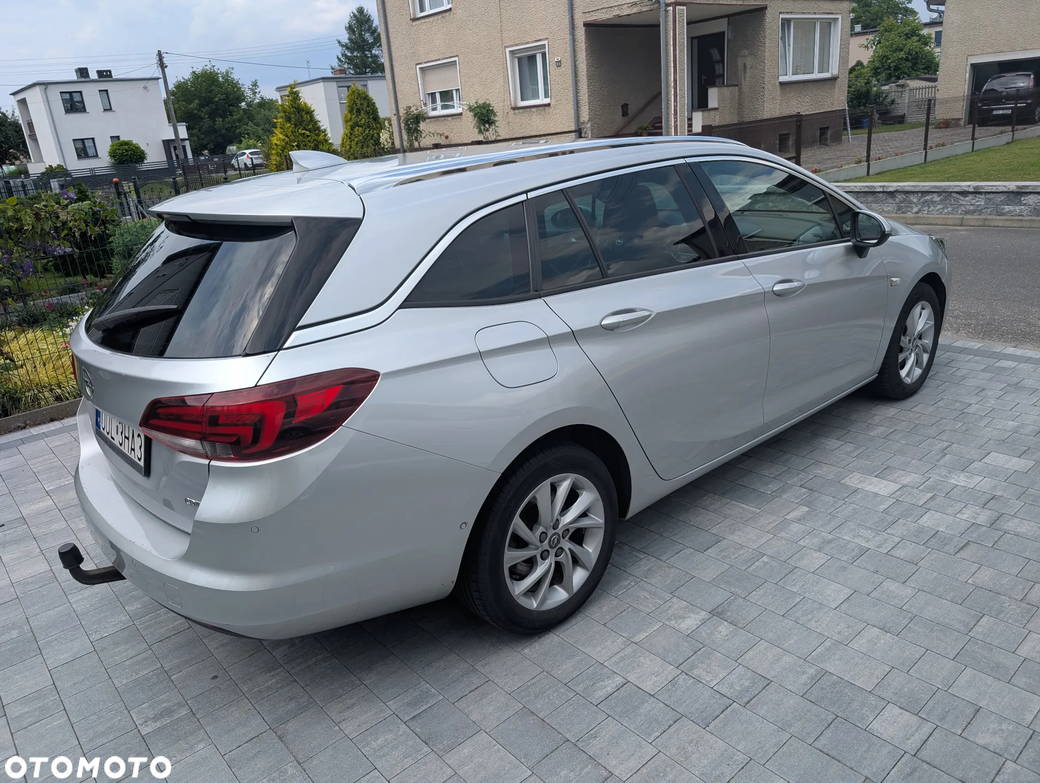 Opel Astra V 1.6 CDTI Dynamic S&S - 3