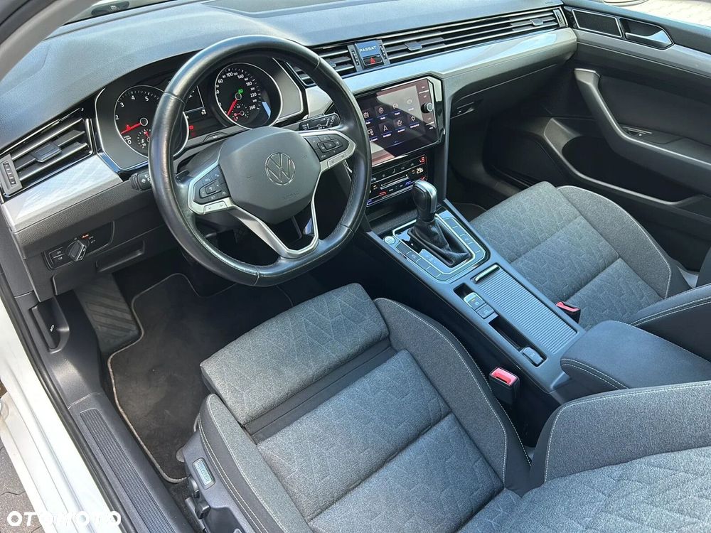 Volkswagen Passat Variant 1.5 TSI EVO Business DSG - 8