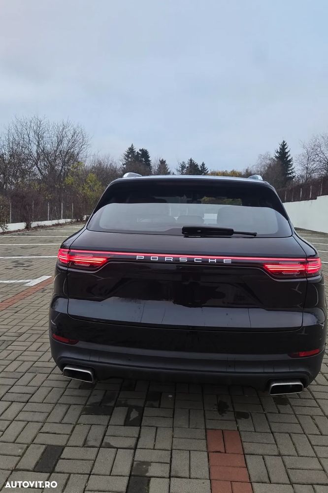 Porsche Cayenne Tiptronic S - 2