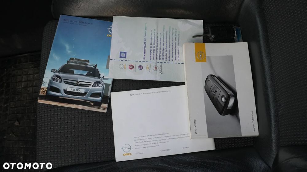 Opel Vectra GTS 1.9 CDTI - 28