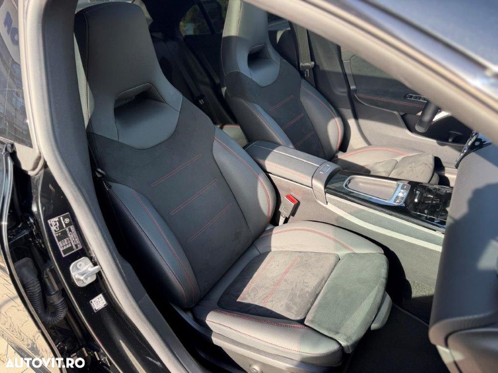Mercedes-Benz CLA 220 4MATIC Coupe - 8