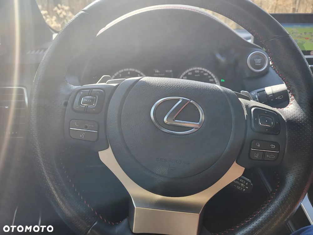 Lexus NX 300 F Sport AWD - 11