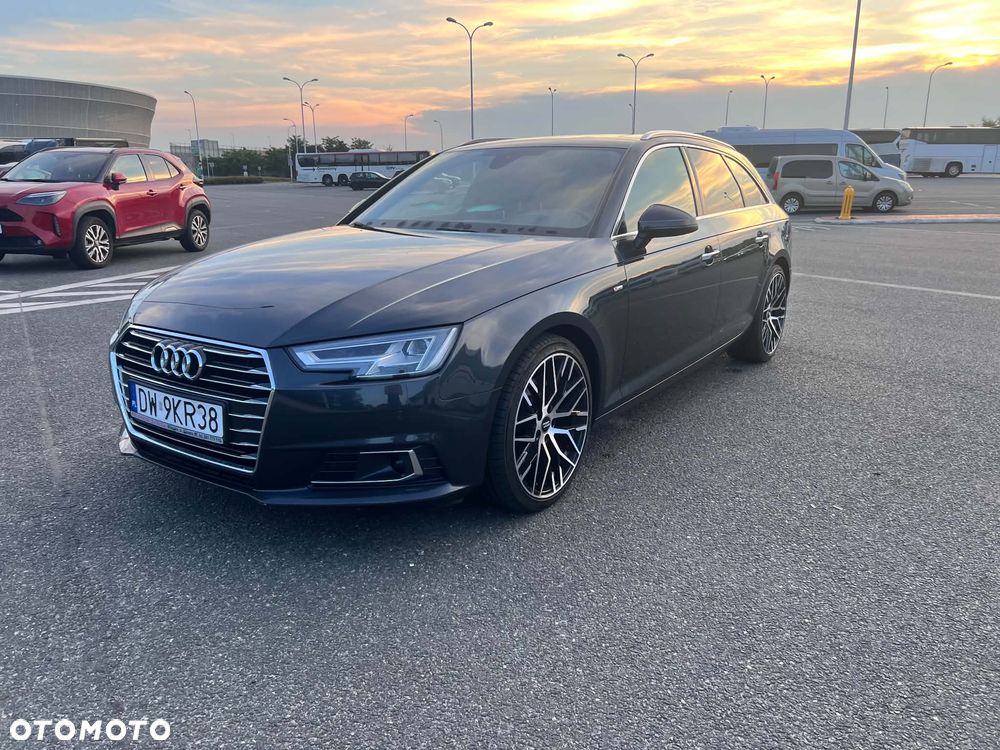 Audi A4 Avant 2.0 TDI - 1