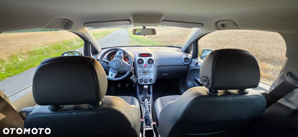Opel Corsa 1.4 16V 150 Jahre - 16
