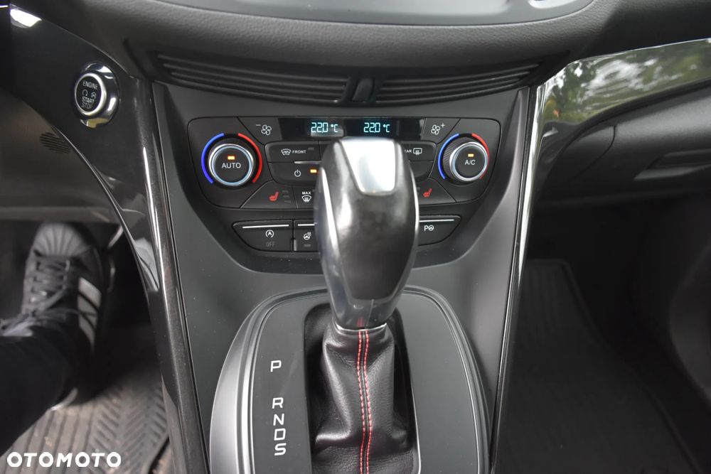 Ford Kuga 2.0 TDCi 4x4 ST-Line - 15