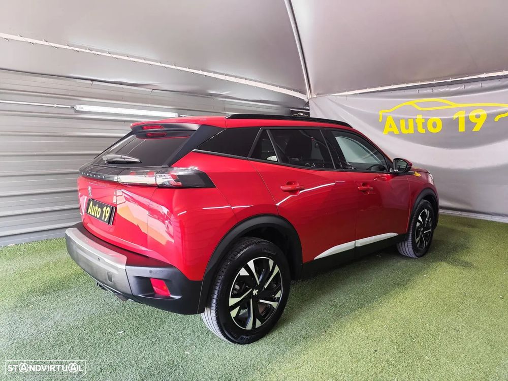 Peugeot 2008 1.2 PureTech Allure Pack - 4