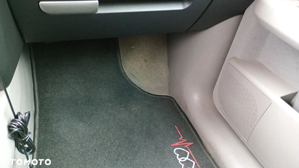 Audi A2 1.4 TDI - 26