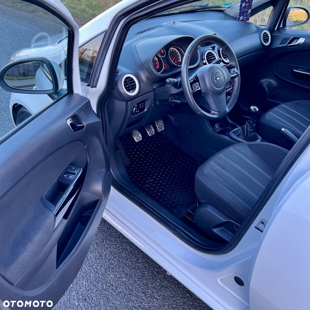 Opel Corsa 1.4 16V Color Edition - 9