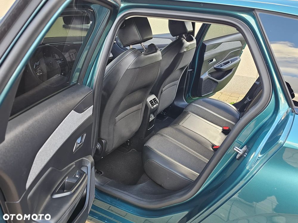 Peugeot 308 SW BlueHDi 130 EAT8 Allure Pack - 26