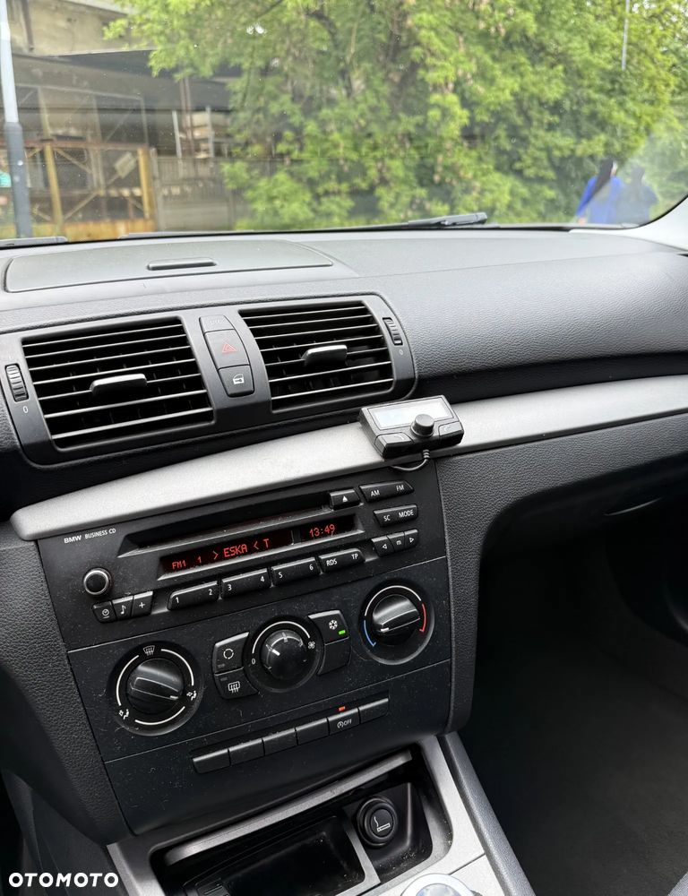 BMW Seria 1 - 24