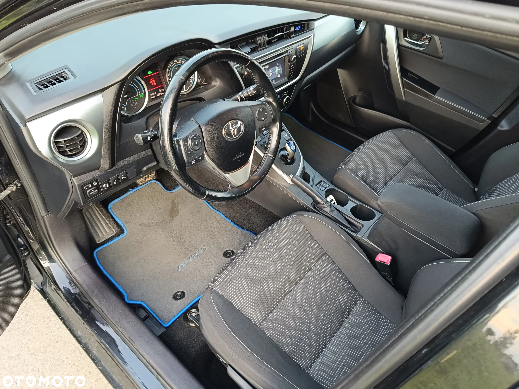 Toyota Auris - 13